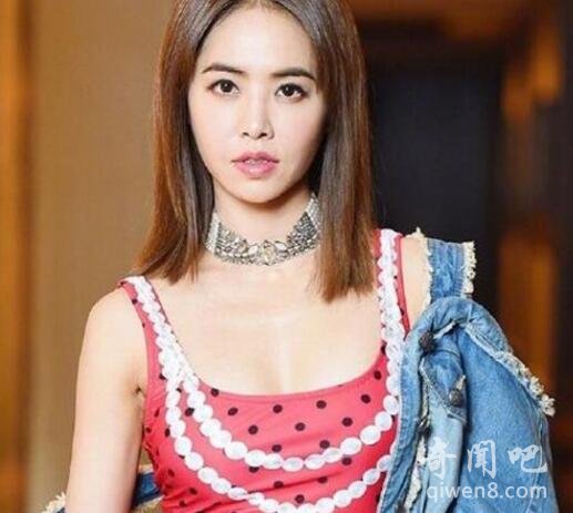 蔡依林穿泳衣上街 性感泳衣令丰满胸部更突显_www.aioppo.cn
